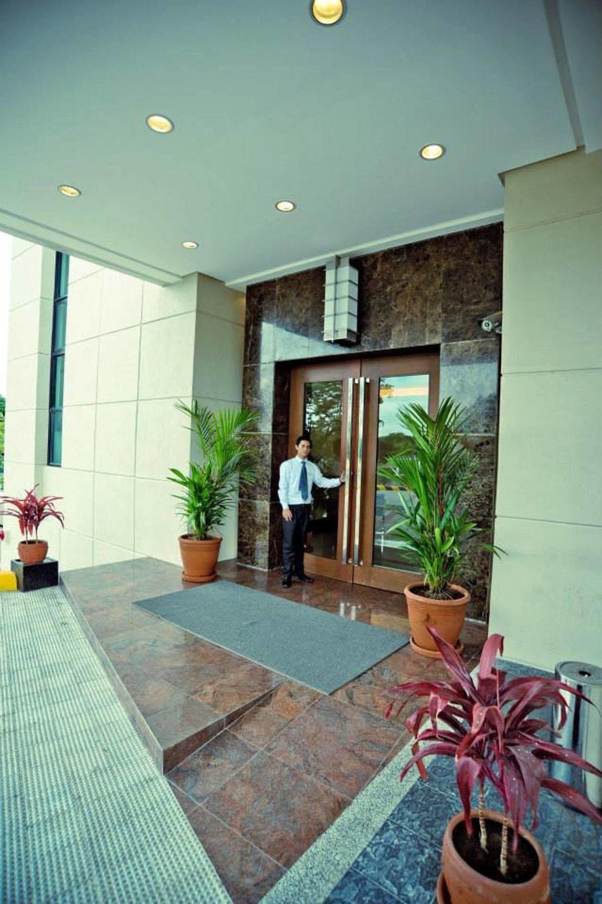 Santomas Suites Santo Tomas Bagian luar foto