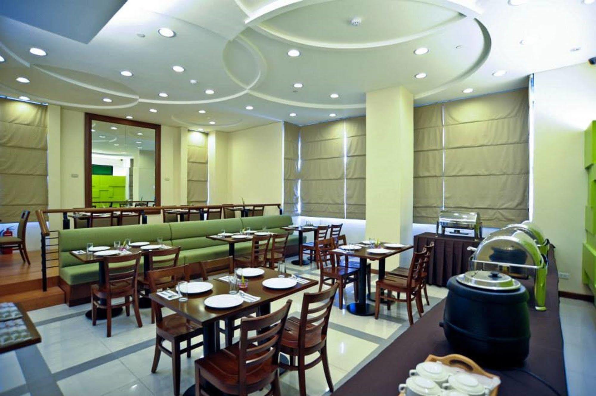 Santomas Suites Santo Tomas Bagian luar foto